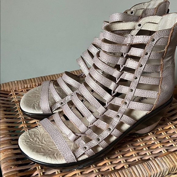 Jambu strappy sandals - Picture 2 of 12